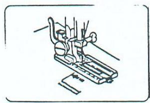 PRIVILEG MACHINE A COUDRE - Point zig - zag : - 20