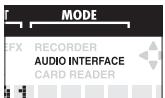 ZOOM R16 - Le témoin USB [DEVICE] s'allume. - 2