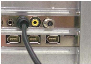 ULEAD VIDEO STUDIO 9 - Connector le périphérique video sur votre carte de capture - 2