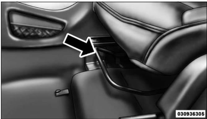 FIAT FREEMONT 2011 - REGLAGE DE L'INCLINaison - 1