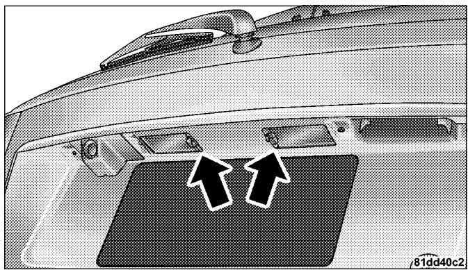 FIAT FREEMONT 2011 - LAMPE DE PLAQUE MINERALOGIQUE - 2