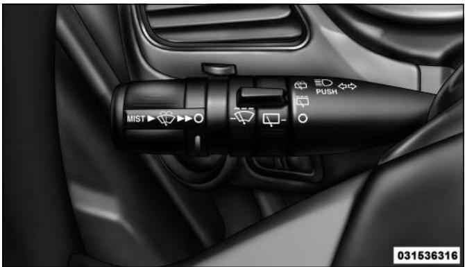 FIAT FREEMONT 2011 - ESSUIE-GLACE/LAVE-GLACE ARRIERE - 3