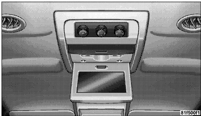 FIAT FREEMONT 2011 - VIDEO ENTERTAINMENT SYSTEM (VES)TM - SELON L'ÉQUIPEMENT - 1