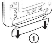 HONEYWELL CM907 - Installation des piles : - 1