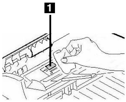 OKI MC560NMFP - Maintenance (suite) Nettoyage des galets et du coussinet du CAD - 3