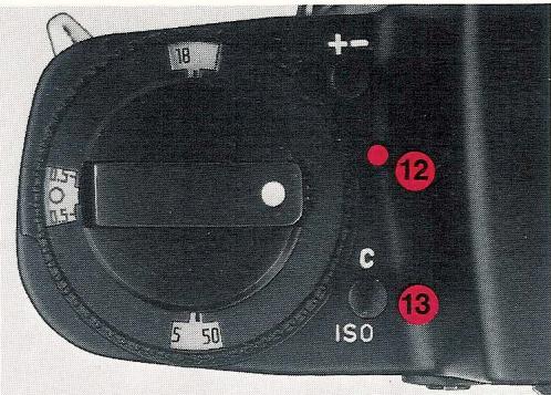 LEICA R4S - Mise en place et contrôle des piles - 1
