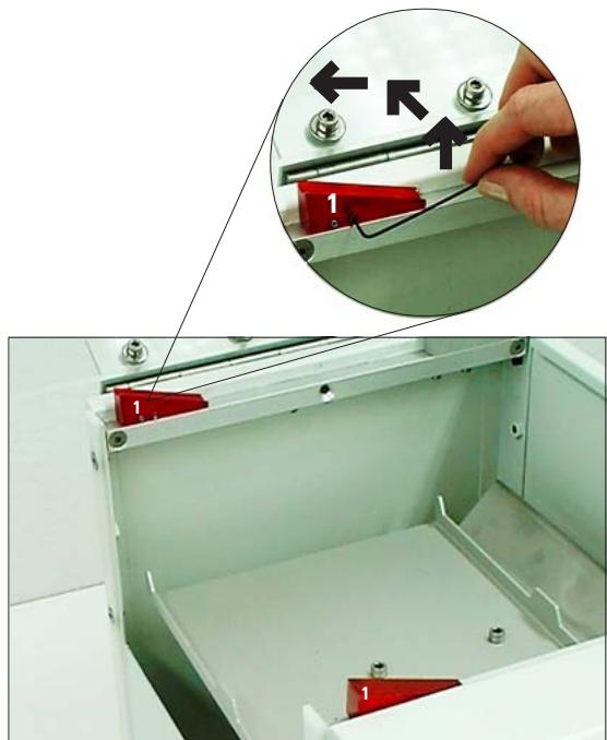 LEICA ST4040 - Changement des rampes de guidage pour les brides de transport - 2