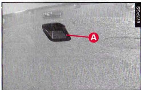 ALFA ROMEO 166 - ANCRAGE DU CHARGEMENT - 1