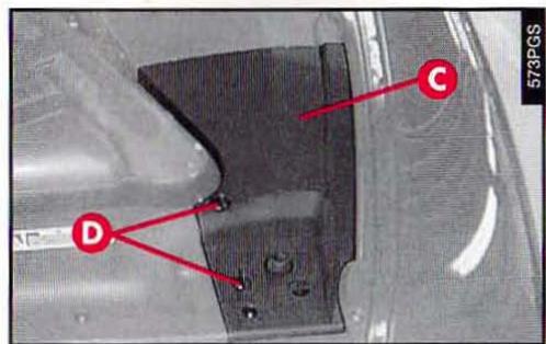ALFA ROMEO 166 - FUSIBLES ET RELAIS DANS LE COMPARTIMENT MOTEUR - 2