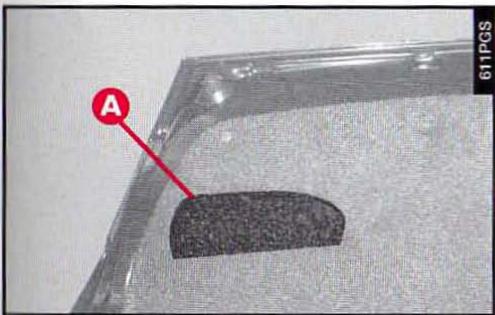 ALFA ROMEO 166 - FEUX ARRIERE DE RECUR, BROULLARD ET POSITION - 1