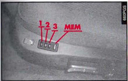 ALFA ROMEO 166 - Réglage de l'appuie-tête (fig. 32) - 2