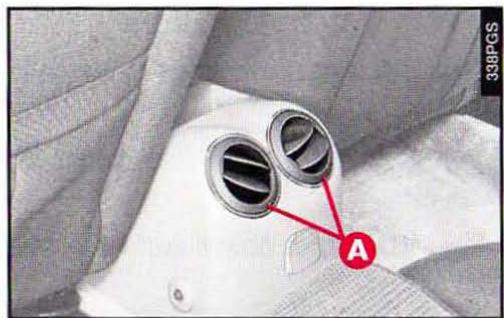 ALFA ROMEO 166 - CLIMATISEUR - 2