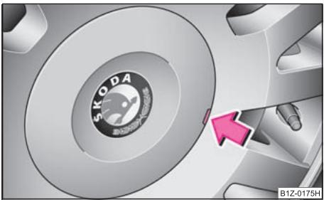 SKODA OCTAVIA TOUR - Enjoliveurs de roues* - 1