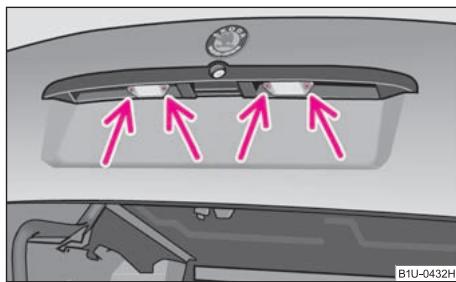 SKODA OCTAVIA TOUR - Remplacement des ampoules dans le support d'ampoules - 1