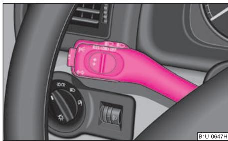 SKODA OCTAVIA TOUR - La manette des clignotants et des feu de route 0 - 1