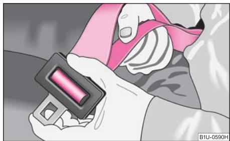 SKODA OCTAVIA TOUR - Déclenchement de la protection pour les enfants - 2