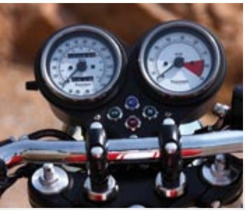 TRIUMPH SCRAMBLER - BONNEVILLE T100 - 16