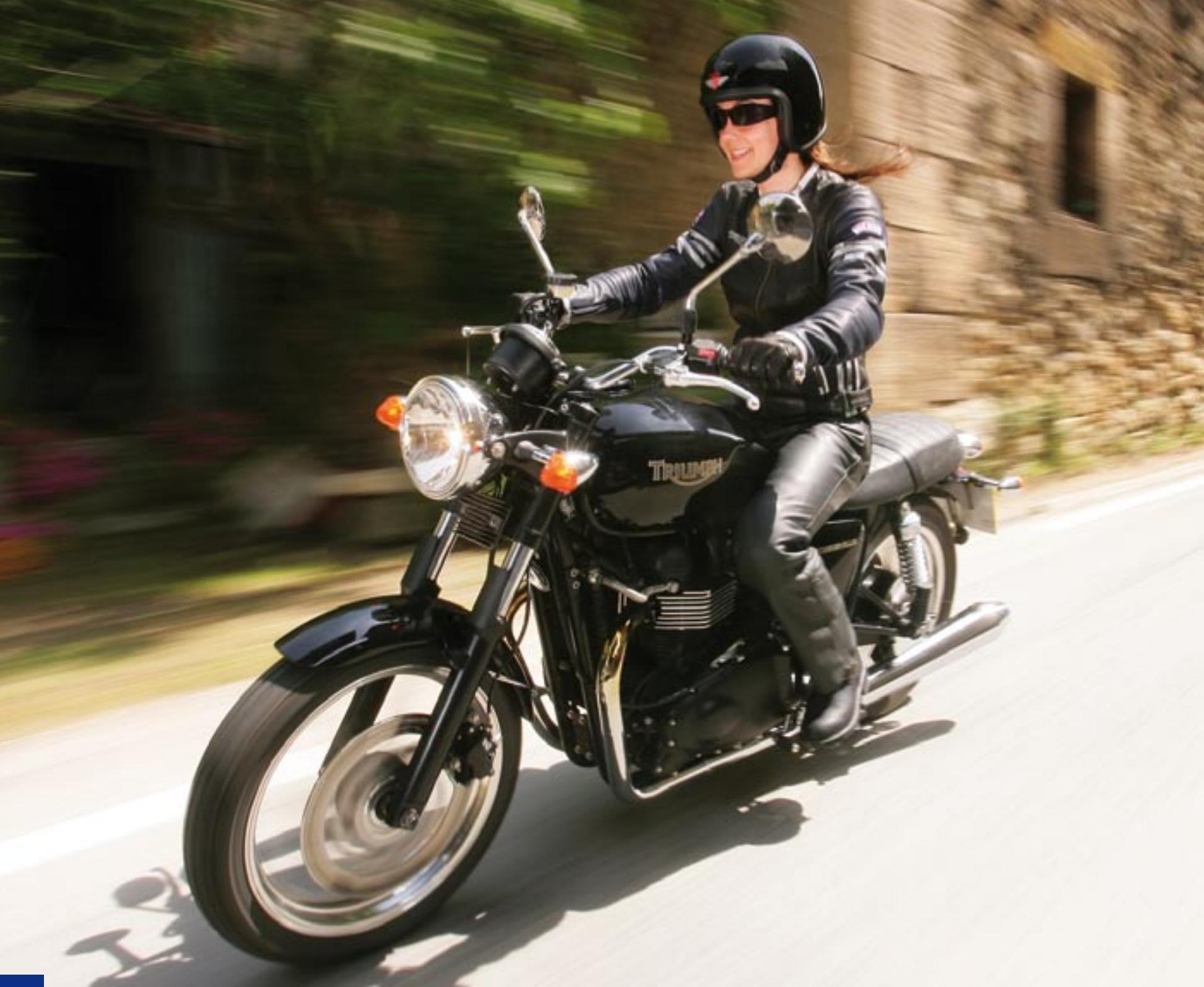TRIUMPH SCRAMBLER - 12