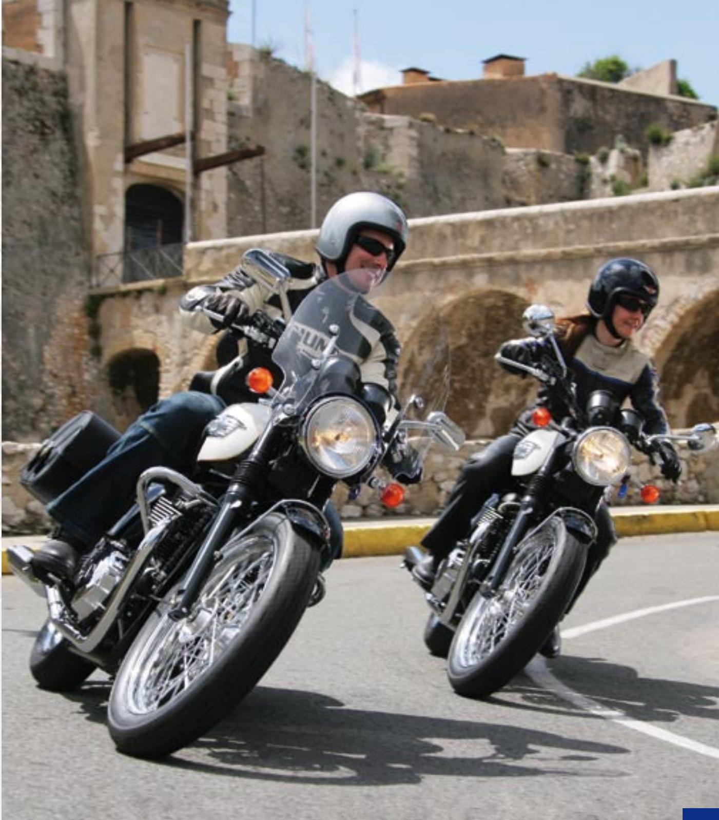 TRIUMPH SCRAMBLER - BONNEVILLE T100 - 9