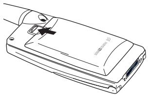 ERICSSON T29S - Retrait de la batterie du téléphone - 1
