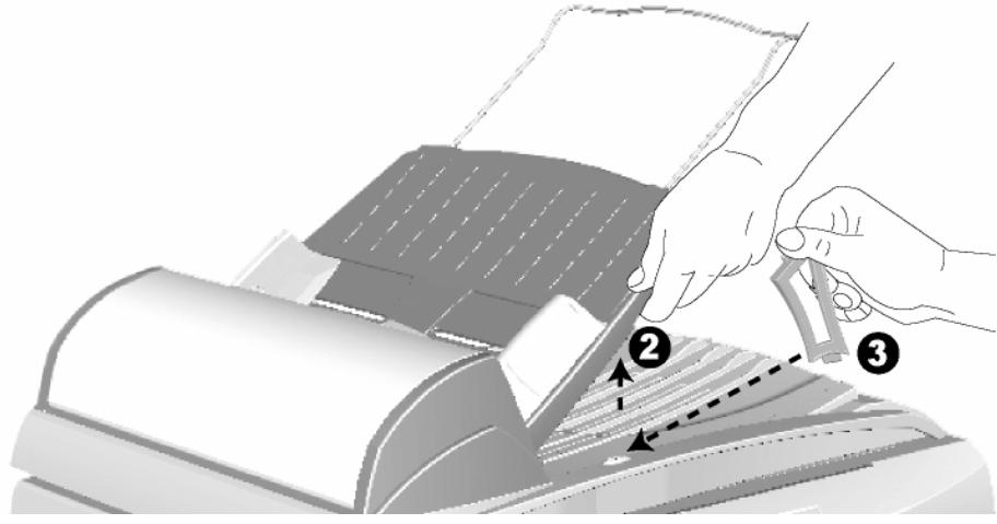 PLUSTEK SMARTOFFICE PL812 - Schritt 2. Installieren des ADF-Einzugfachs - 2
