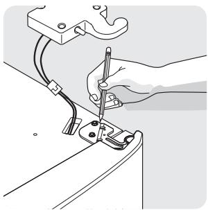 FRIGIDAIRE FGHC2378LE - Pourmettreàniveaulesportesau moyendela charniereinférieurereglable(certainsmodedes）: - 5