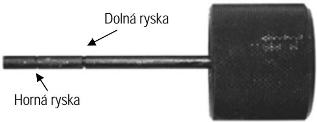 ATIKA ASP 8 N - Ako skontrolovat' stav oleja? - 3