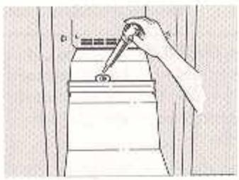 GE SIDE-BY-SIDE REFRIRATOR 20 - Les poignées de porte et les garnitures. - 1