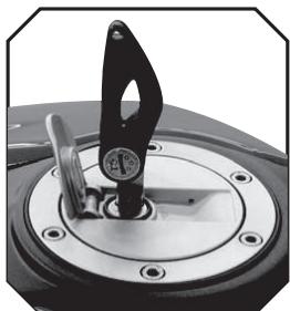 BENELLI R160 - Approvisionnement en carburant - 2