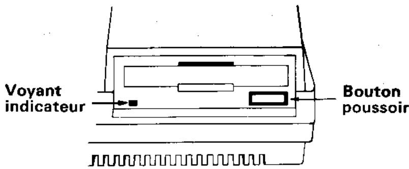 AMSTRAD CPC 6128 - Quand la disquette est à l'intérieur de l'unité de disquette - 1