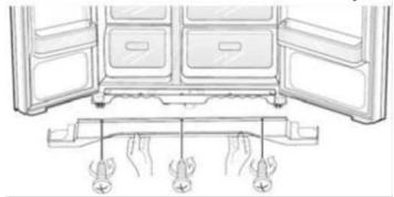 BRANDT BA673NXEA - La fixation du couvercle inférieur - 1