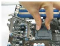 ASROCK H61M-GE - CPU Installation - 5