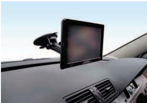 SNOOPER PL 8200 - Installation du S8000 à l'aide du support de fixation à ventouse pour pare-brise - 2