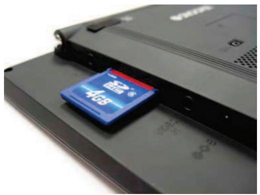 SNOOPER PL 8200 - Démarrage – installation de la carte SD - 1