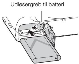 SONY CYBERSHOT DSC-HX60 - Indsætning af batteriet - 2