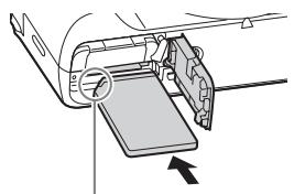 SONY CYBERSHOT DSC-HX60 - Wkladanie karty pamięci (sprzedawana oddzielnie) - 2