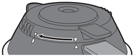PANASONIC NC-DF1BXE - Pour fixer le couvercle de la carafe - 1