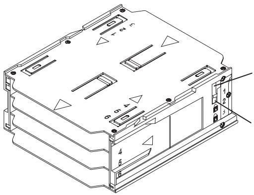 QUANTUM SCORPION 240 DDS-4 AUTOLOADER - Abbildung 14: Schreibschutzschieber des AutoloderMagazines - 1