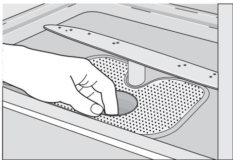 BORETTI BVW96 - Cleaning the filters - 3