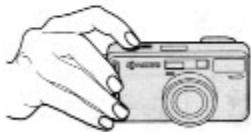 YASHICA ZOOMATE 110W - ▶ Self-timer Photography - 2