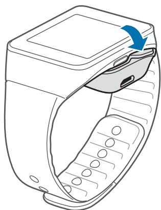 SAMSUNG GEAR LIVE R3820 - Charger la batterie - 6