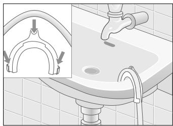SAMSUNG Q1245V - Sur le bord d'un lavabo - 1