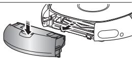 SAMSUNG SR8730 NAVIBOT LIGHT - Videz le réservoir de poussière avant de le nettoyer. - 3