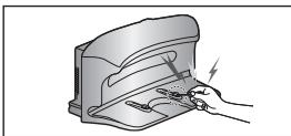SAMSUNG SR8875 NAVIBOT SILENCIO - Ne court-circuitez pas les broches de chargement à l'aide d'objets en fer tels que des baguettes, des tournevis, etc. - 1