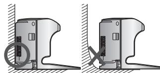 SAMSUNG SR8895 NAVIBOT SILENCIO - INSTALLATION DU CHARGEUR - 2