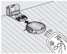 SAMSUNG SR8980 NAVIBOT - Mediante el botón de recarga puede hacer que la aspiradora robot vaya hasta el cargador para cargar la batería. - 1