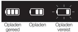 SAMSUNG VCR8849T3K/XEG - Houd het netsnoer van het oplaadstation altijd op het stopcontact aangesloten. - 7
