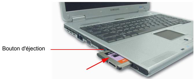 SAMSUNG NX15TPHGW2 - Avant d'utiliser le logement PCMCIA, retirez sa protection. - 1