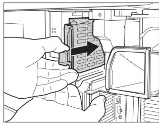 CANON IMAGERUNNER ADVANCE C5030I - Installation du support du disque dur (p.3-73) - 3