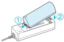 CANON SELPHY CP900 - Installazione della batteria - 4